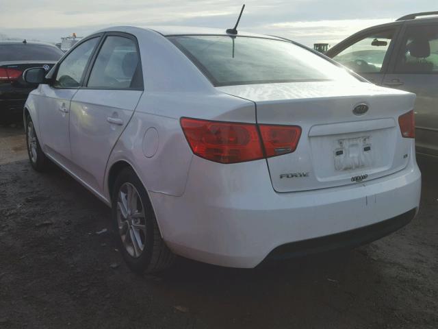 KNAFU4A21C5632340 - 2012 KIA FORTE EX WHITE photo 3