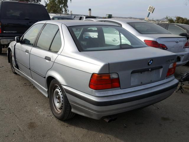 WBACD4322TAV37793 - 1996 BMW 328 I AUTO SILVER photo 3
