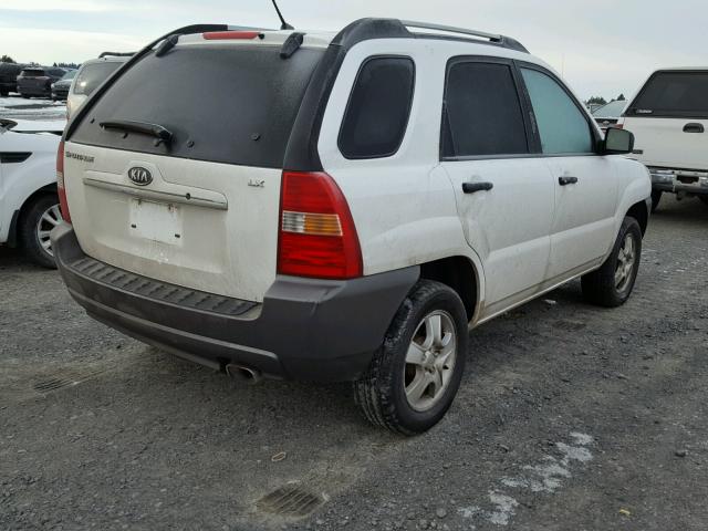 KNDJF724977449058 - 2007 KIA SPORTAGE L WHITE photo 4