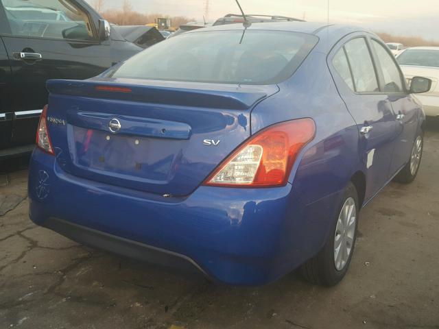 3N1CN7AP0HL857441 - 2017 NISSAN VERSA S BLUE photo 4