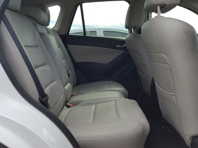 JM3KE2CY6G0655188 - 2016 MAZDA CX-5 TOURI Белый фото 6