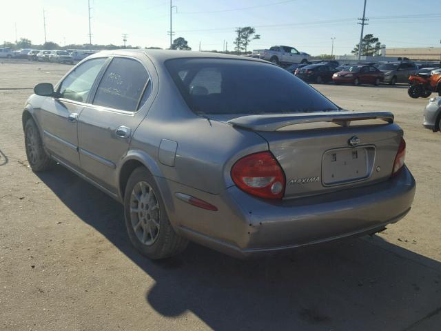 JN1CA31D81T614309 - 2001 NISSAN MAXIMA GXE SILVER photo 3