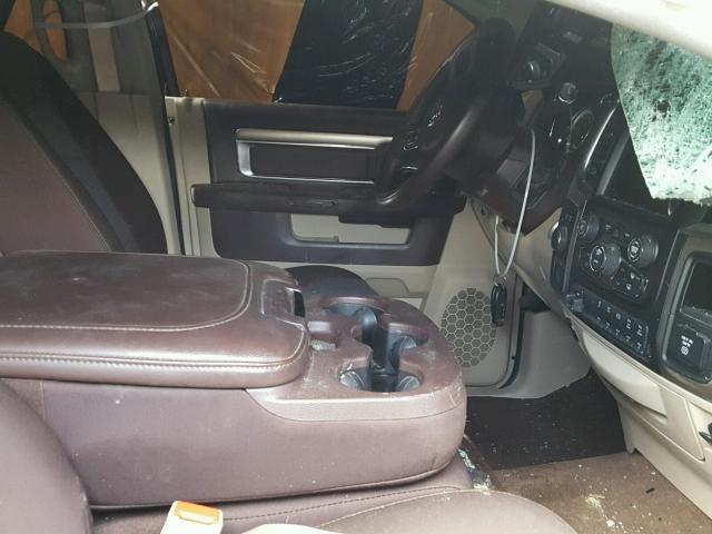 3C6UR5DL9GG186532 - 2016 RAM 2500 SLT 黑色 照片 5