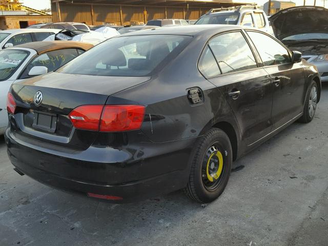 3VW2K7AJ6EM388064 - 2014 VOLKSWAGEN JETTA BASE 黑色 照片 4