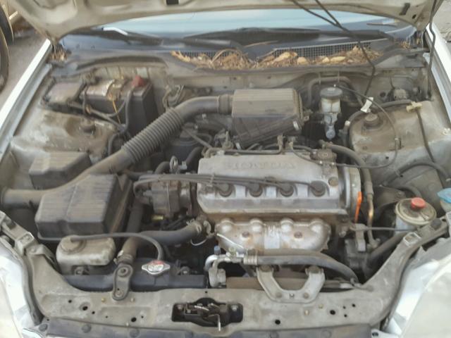 2HGEJ6423YH109725 - 2000 HONDA CIVIC CX GRAY photo 7