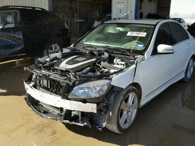 WDDGF5EB7BA514600 - 2011 MERCEDES-BENZ C 300 WHITE photo 2