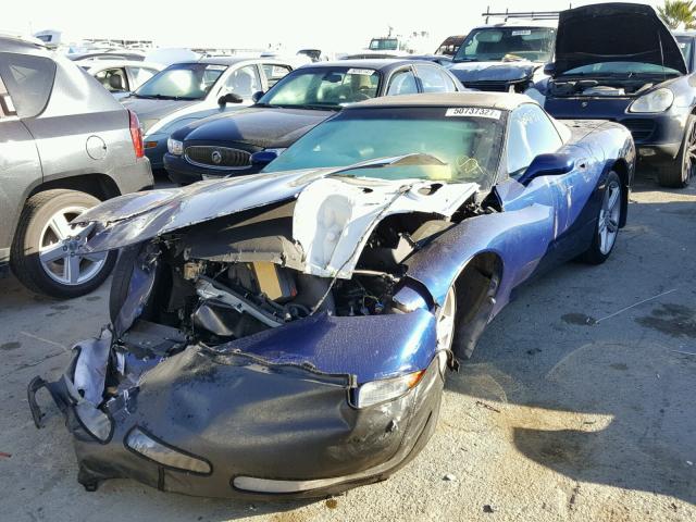 1G1YY32G845119519 - 2004 CHEVROLET CORVETTE BLUE photo 2