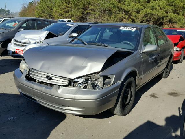 4T1BG22K5XU614362 - 1999 TOYOTA CAMRY CE GRAY photo 2