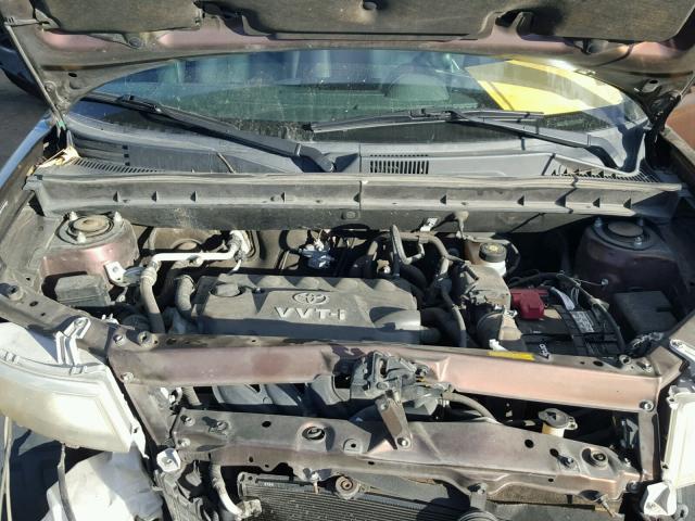 JTLKT324264123645 - 2006 TOYOTA SCION XB BROWN photo 7