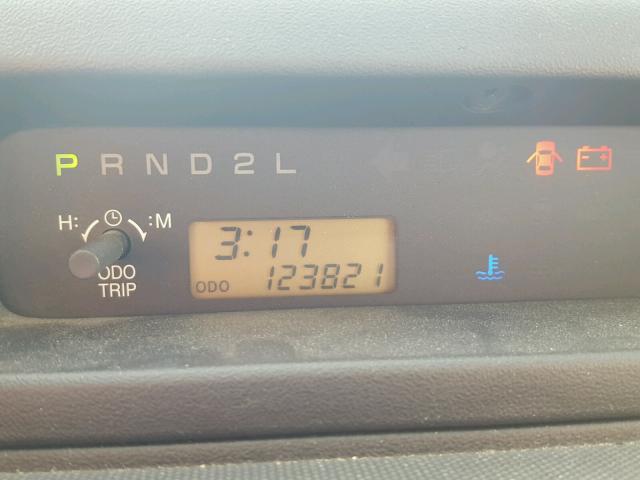 JTLKT324264123645 - 2006 TOYOTA SCION XB BROWN photo 8