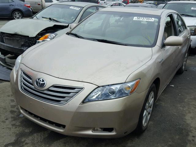 JTNBB46K573018159 - 2007 TOYOTA CAMRY NEW BEIGE photo 2