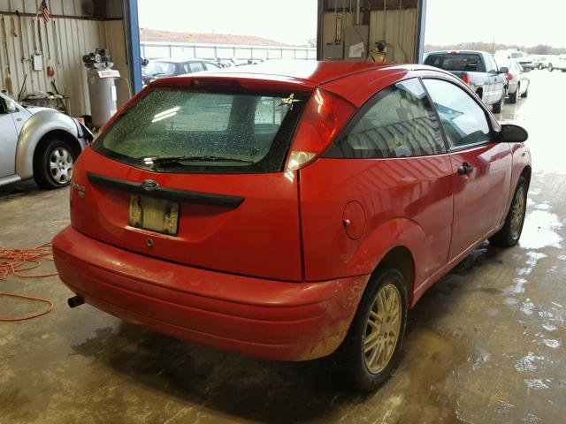 1FAFP31N17W155820 - 2007 FORD FOCUS ZX3 RED photo 4