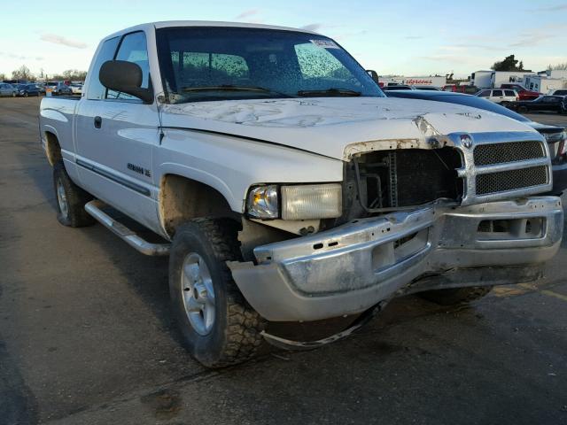 3B7HF13Z8YG160524 - 2000 DODGE RAM 1500 WHITE photo 1