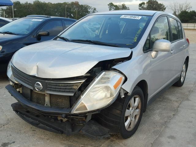 3N1BC13E68L389385 - 2008 NISSAN VERSA S SILVER photo 2