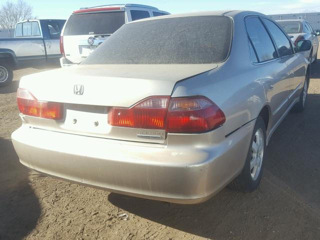 JHMCG6693YC026523 - 2000 HONDA ACCORD SE GOLD photo 4