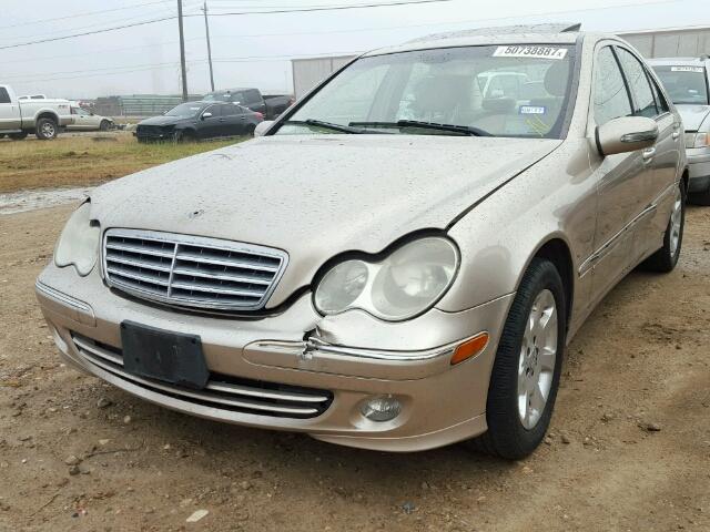 WDBRF61J45A685622 - 2005 MERCEDES-BENZ C 240 TAN photo 2