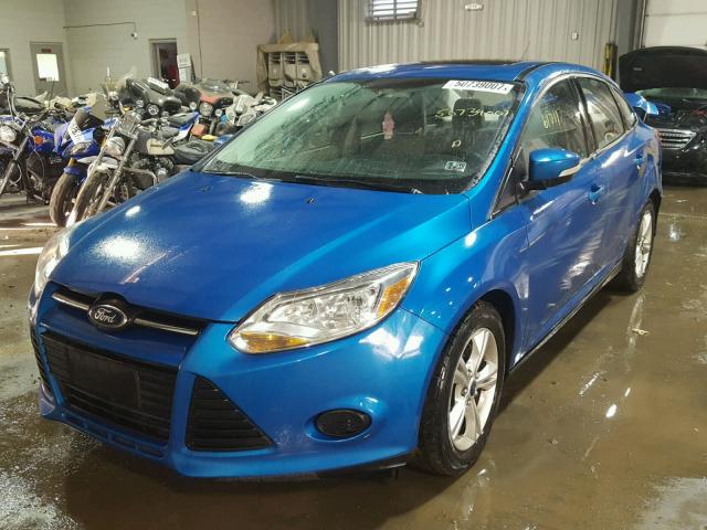 1FADP3F29EL227982 - 2014 FORD FOCUS SE BLUE photo 2