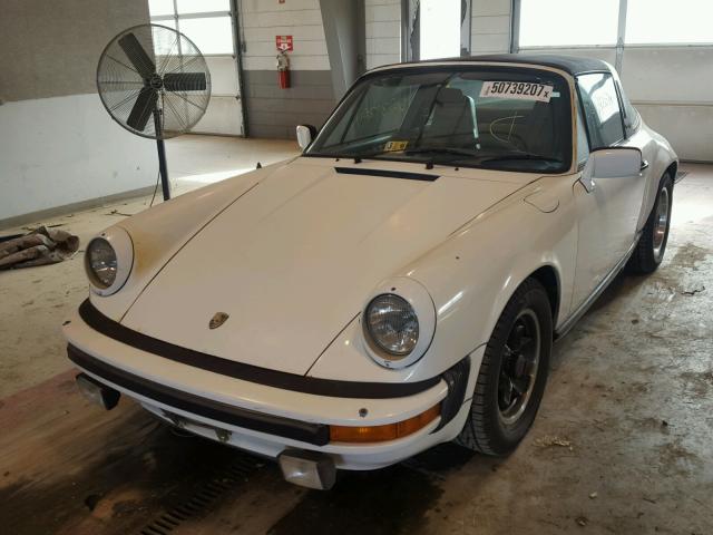 WP0EA0910CS162220 - 1982 PORSCHE 911 WHITE photo 2