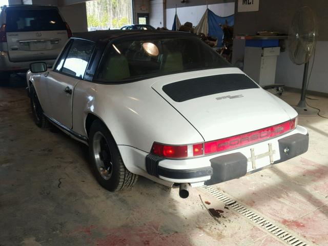 WP0EA0910CS162220 - 1982 PORSCHE 911 WHITE photo 3