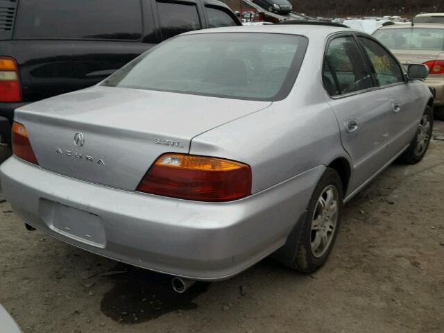 19UUA56611A034551 - 2001 ACURA 3.2TL SILVER photo 4