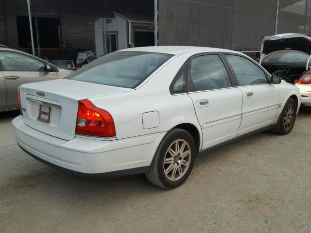 YV1TS592751390373 - 2005 VOLVO S80 2.5T WHITE photo 4