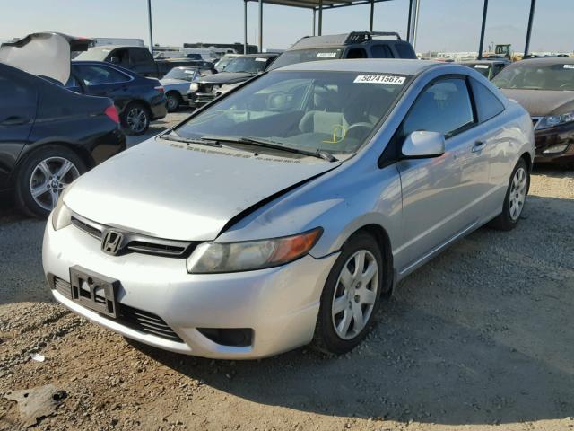 2HGFG126X6H567464 - 2006 HONDA CIVIC LX SILVER photo 2