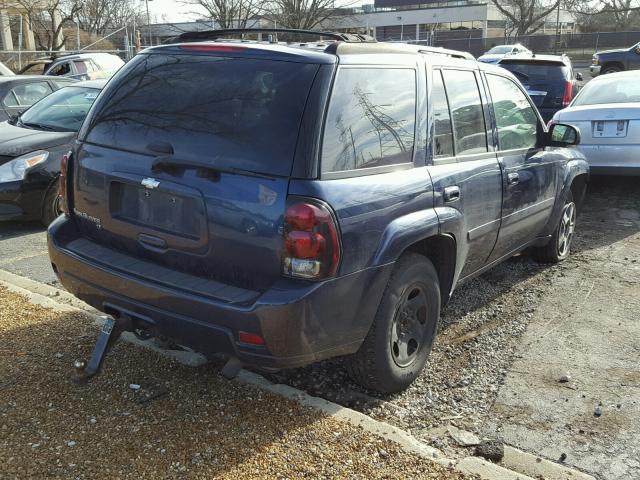 1GNDS13S672140736 - 2007 CHEVROLET TRAILBLAZE BLUE photo 4