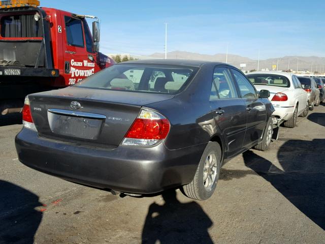 JTDBE32K030138751 - 2003 TOYOTA CAMRY LE CHARCOAL photo 4