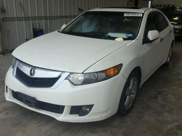 JH4CU266X9C021005 - 2009 ACURA TSX WHITE photo 2