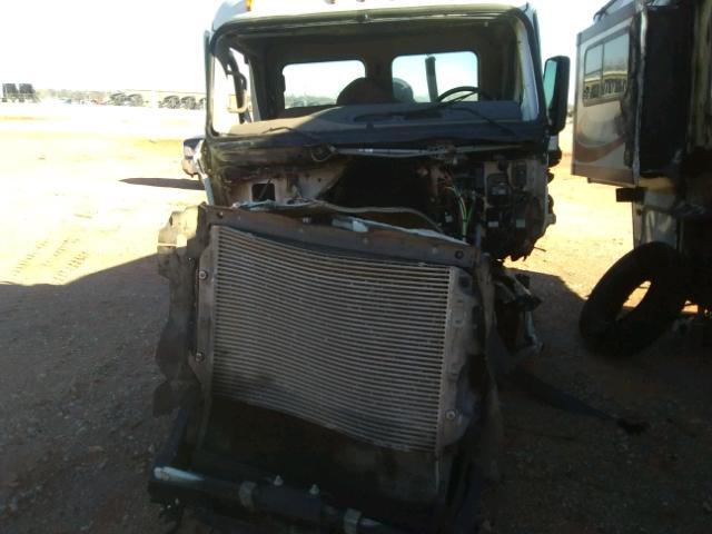 3AKJGEDV7FDGR2272 - 2015 FREIGHTLINER CASCADIA 1 WHITE photo 10