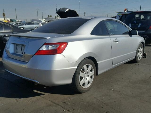 2HGFG12646H516364 - 2006 HONDA CIVIC LX SILVER photo 4