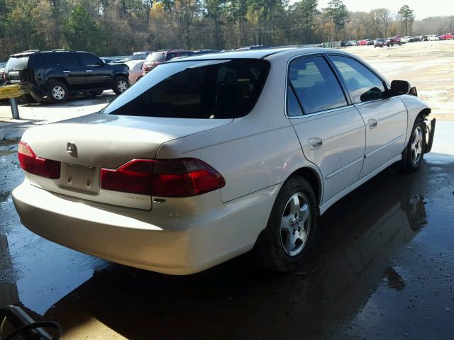 1HGCG165XXA000563 - 1999 HONDA ACCORD EX WHITE photo 4