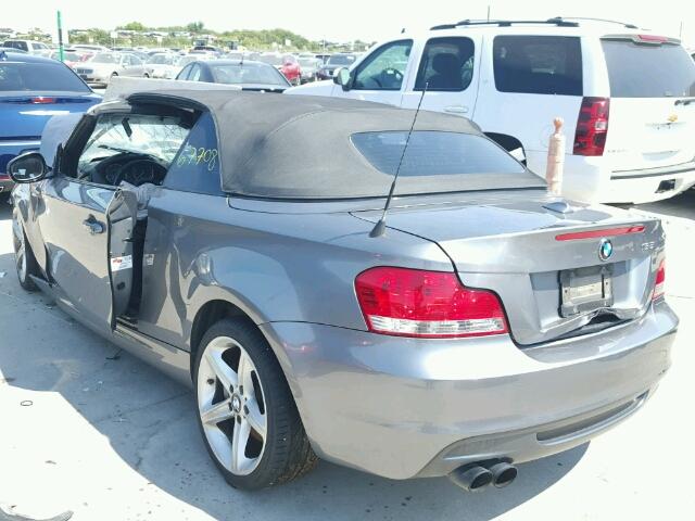 WBAUN7C51BVM24809 - 2011 BMW 135 I Մոխրագույն լուսանկար 3