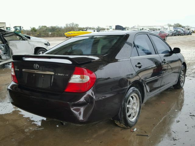 4T1BE32K62U542284 - 2002 TOYOTA CAMRY LE PURPLE photo 4