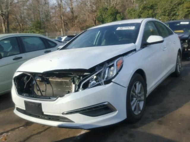 5NPE24AF9FH177510 - 2015 HYUNDAI SONATA SE WHITE photo 2