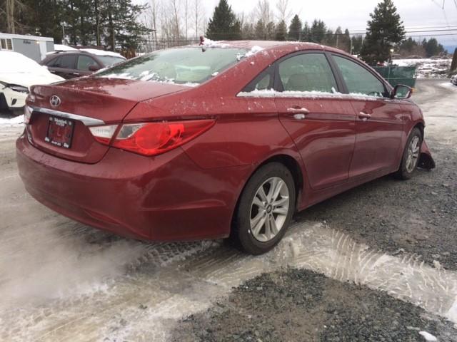 5NPEB4ACXCH324175 - 2012 HYUNDAI SONATA GLS RED photo 4