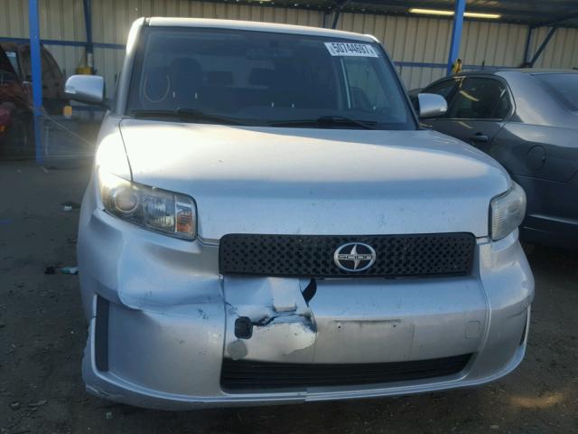 JTLKE50E381024192 - 2008 TOYOTA SCION XB 银色 照片 9