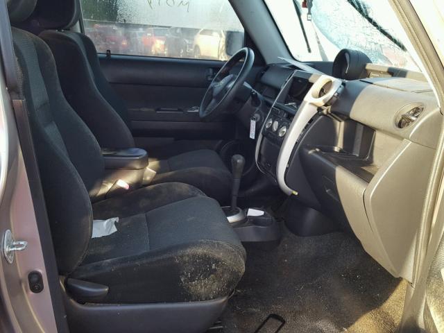 JTLKT324464078028 - 2006 TOYOTA SCION XB Gümüş foto 5