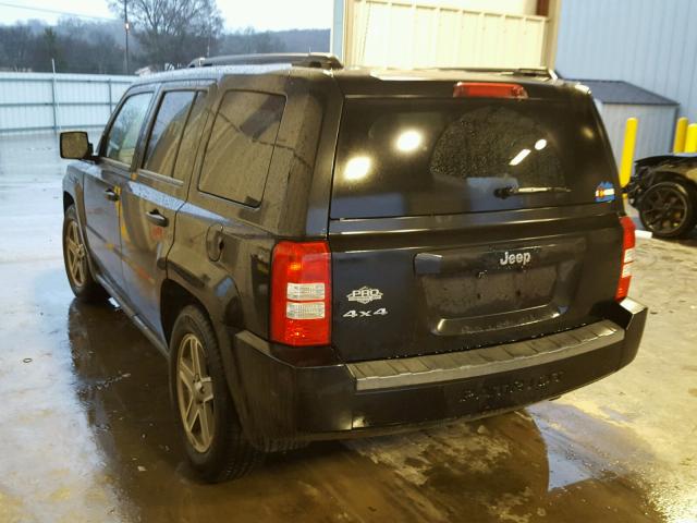 1J8FF28W28D682471 - 2008 JEEP PATRIOT SP BLACK photo 3