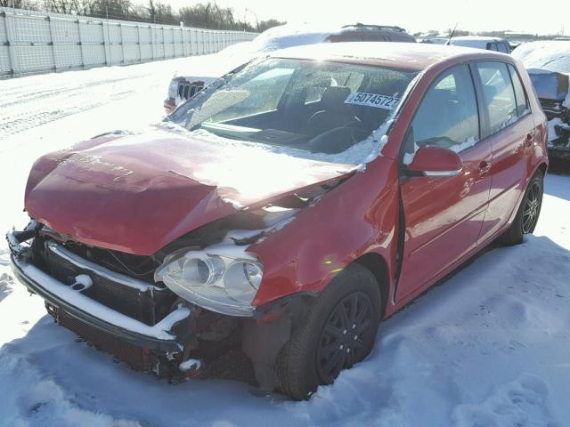 WVWDA71K58W167292 - 2008 VOLKSWAGEN RABBIT RED photo 2