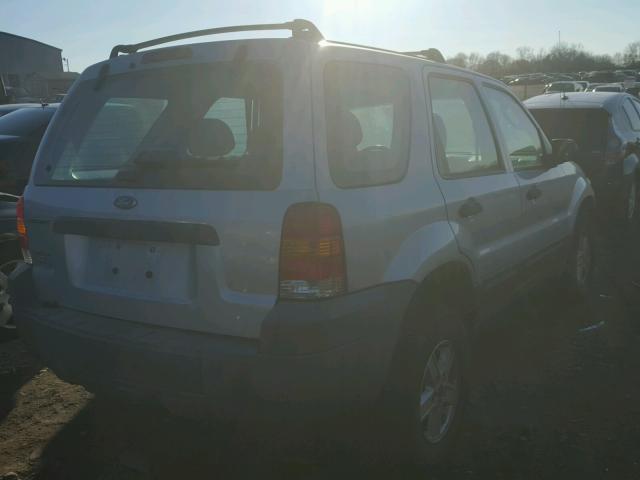 1FMYU02Z15DA17629 - 2005 FORD ESCAPE XLS SILVER photo 4