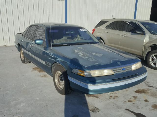 2FALP74W5PX154169 - 1993 FORD CROWN VICT GREEN photo 1