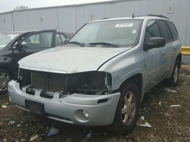 1GKDT13S172154988 - 2007 GMC ENVOY SILVER photo 2