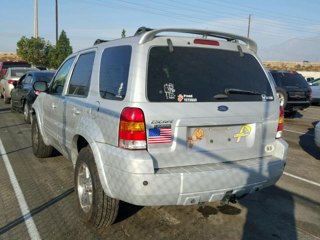 1FMYU04145KA69341 - 2005 FORD ESCAPE LIM SILVER photo 3