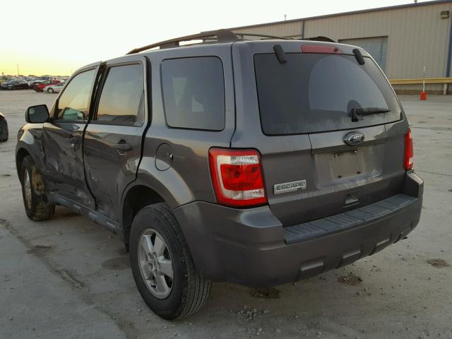 1FMCU0D73BKA32923 - 2011 FORD ESCAPE XLT GRAY photo 3