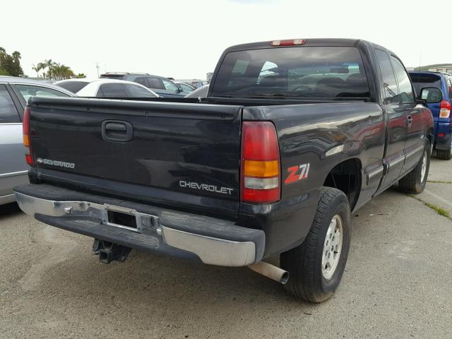 2GCEK19T8Y1140283 - 2000 CHEVROLET SILVERADO BLACK photo 4