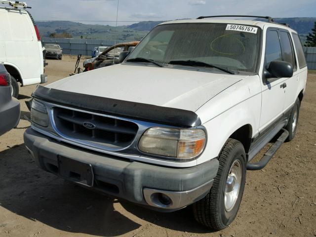 1FMZU73X9YUA80671 - 2000 FORD EXPLORER X WHITE photo 2