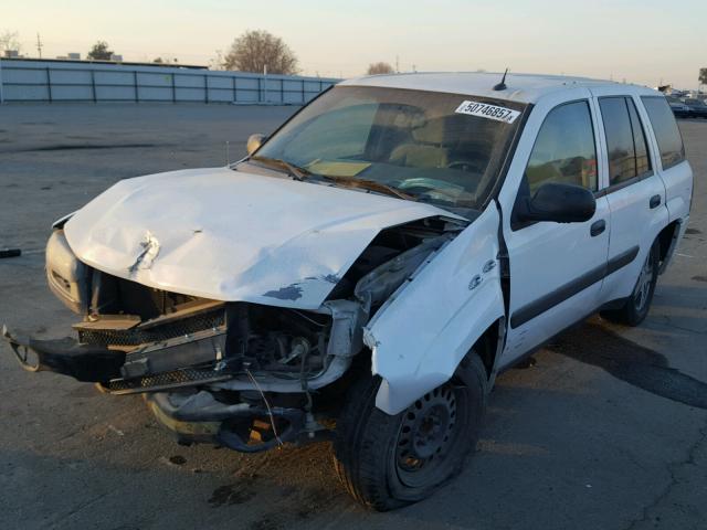 1GNDS13S452135175 - 2005 CHEVROLET TRAILBLAZE WHITE photo 2