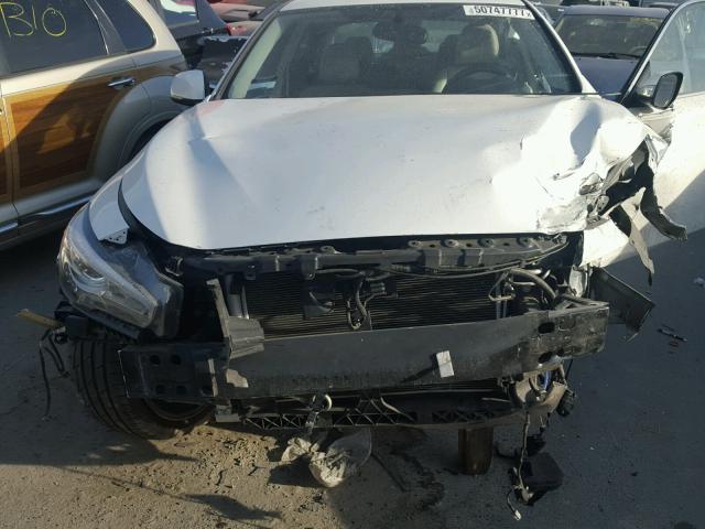 JN1BV7AR1EM684639 - 2014 INFINITI Q50 BASE Blanco foto 7