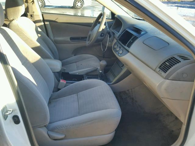 4T1BE32K16U658448 - 2006 TOYOTA CAMRY LE თეთრი ფოტო 5
